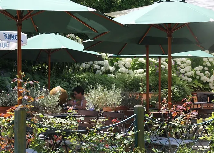 Landhaus Ettenbuhl Гостевой дом *